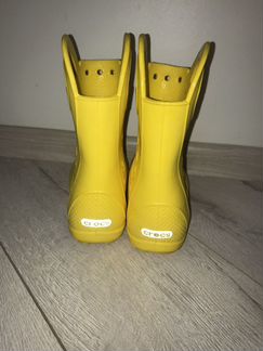 Резиновые сапожки crocs