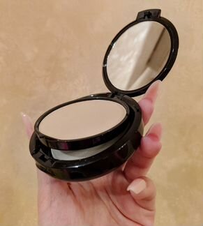 Тональная основа-пудра NYX stay matte BUT NOT flat