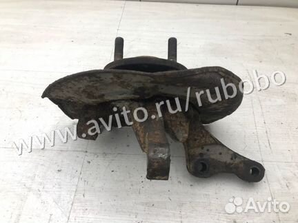 Кулак передний левый Mitsubishi Mirage 5 4G15 1998
