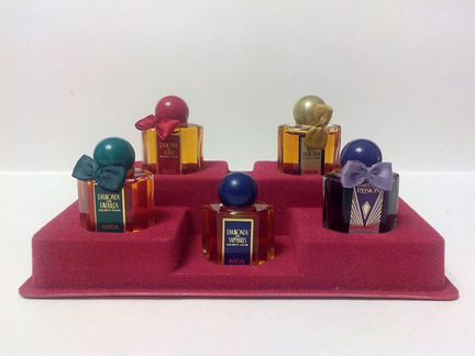 Винтаж парфюмерный набор Элизабет Тейлор