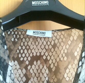 Платье Moschino