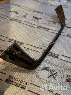Накладка под номер Land Cruiser 200