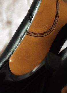 Туфли-босоножки лодочки. Классика