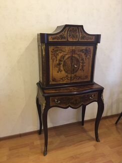 Антикварный дамский столик