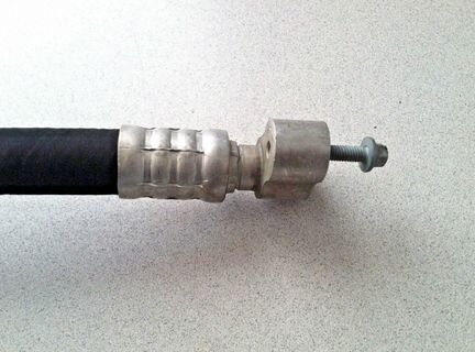 Трубка кондиционера Mercedes W203 A2712300556