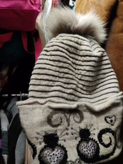 Шапка на девочку очень тёплая шерсть с ангорой