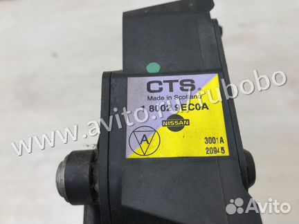 Педаль газа Nissan Tiida C11 HR16DE 2011