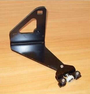 Ролик выдвижной двери нижний Рено Трафик