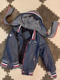 Кожаная куртка с утеплителем осень на 4-6 лет (бол