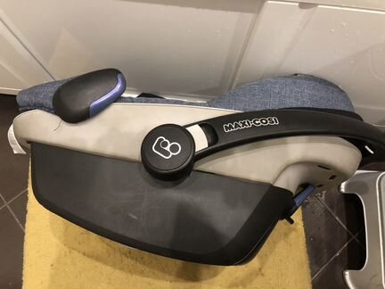 Maxi-Cosi Pebble + база