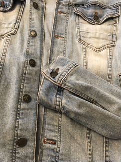 Джинсовая куртка мужская Guess