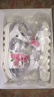 Новые босоножки Missouri