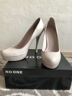 Туфли no one mascotte