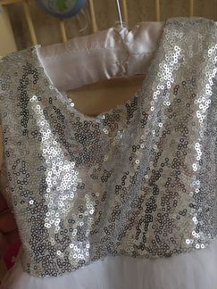 Нарядное платье для девочки