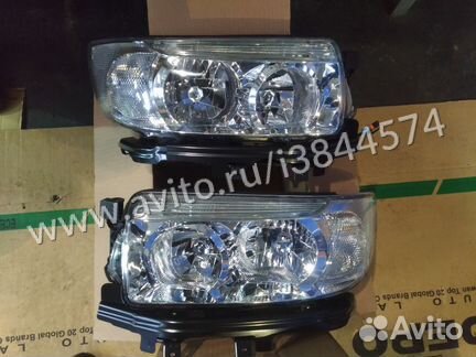 Фара левая и правая для Subaru Forester SG (05-09)