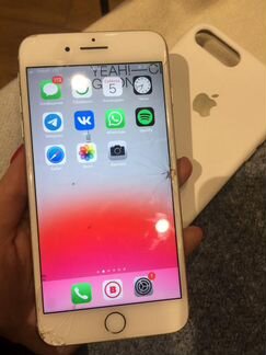 iPhone 8 plus белый 64