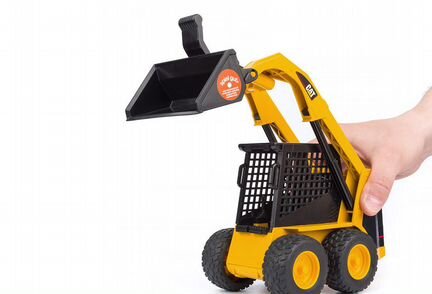 Бульдозер, мини погрузчик Bruder CAT 02-481(новый)