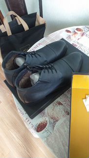 Туфли зимние С темно синем отливом. смотрятся отли