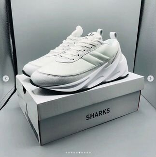 Кроссовки Adidas