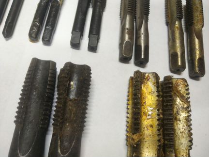 Набор метчиков М2-М24 комплектные