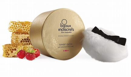 Съедобная пудра для тела с ароматом меда и клубник