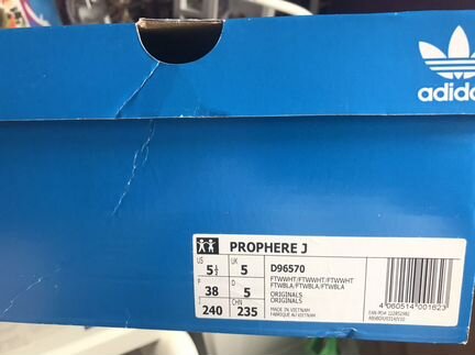 Женские кроссовки Adidas белые