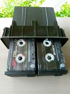 Кассетница оригинальная для VW golf 3 1993 г.в