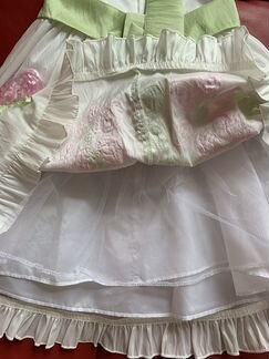 Платье нарядное на 6-7 лет