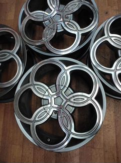 Диски бу литые R16 P на VW Tiguan