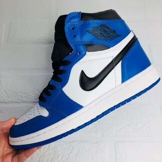 Кроссовки Nike Air Jordan 1 Retro