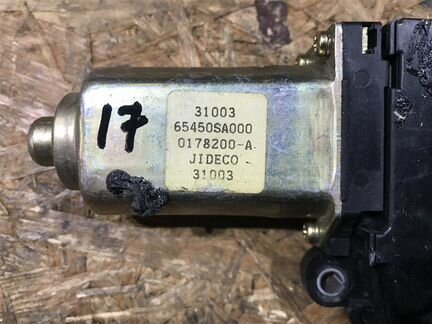 Моторчик люка Subaru Forester SG5 EJ205 2004