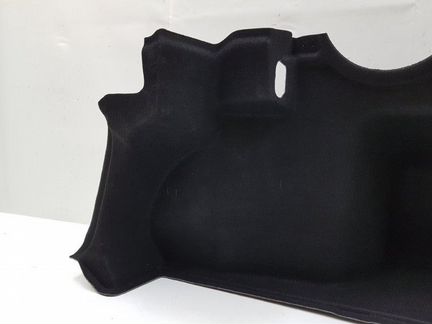 Обшивка багажника правая Toyota Camry V70