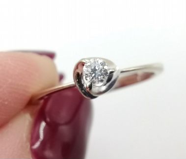 Кольцо 585 пробы с Чистым Бриллиантом