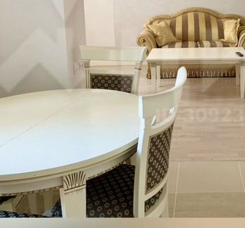 Стол 4 стула + придиванный стол Италия