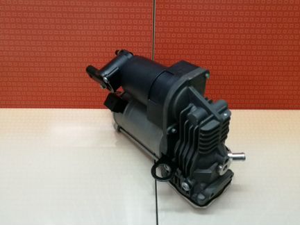 Компрессор пневмоподвески Мерседес w221,w164,w166