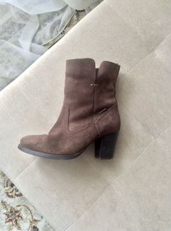 Ботинки levi’s замшевые