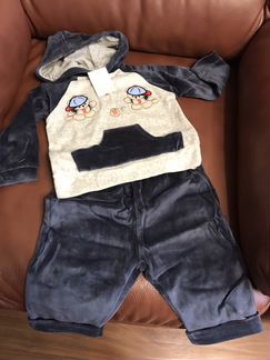 Костюм на 9 месяцев