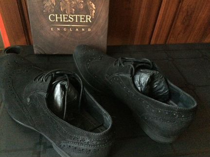 Полуботинки Chester (замша), 41. Не ношенные