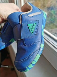 Кроссовки Adidas