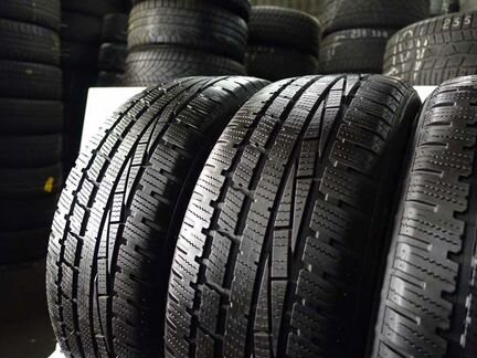 225 40 18 Goodyear ultra grip perfomance u x