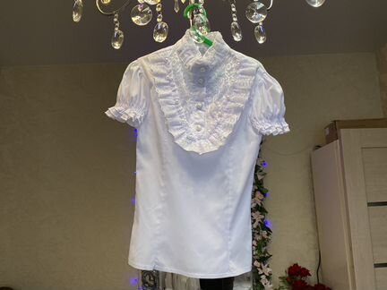 Блузки школьные(см фото)