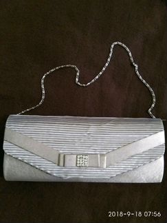 Клатч вечерний серебристый атлас