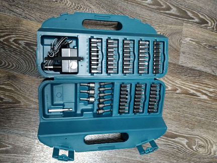 Аккумуляторная отвертка Makita 6723DW