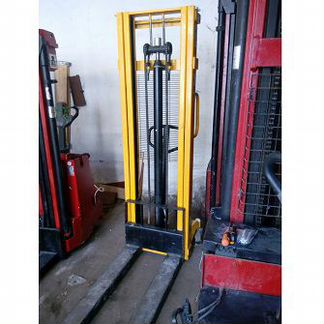 Штабелер ручной г/п 1000кг в/п 3000мм