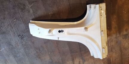 Audi A7 2011-2018 средняя стойка левая