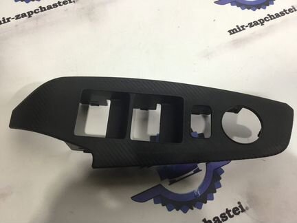 Накладка блок стеклоподъемника Mazda 3 BM/BN