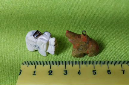 Подвеска слон из камня