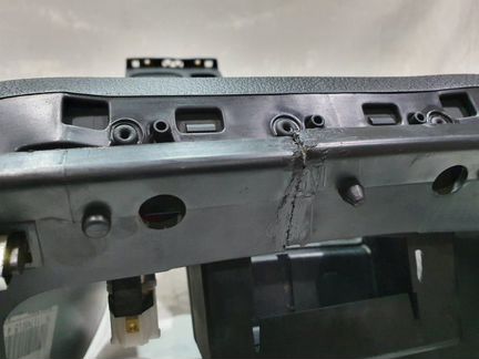 Консоль центральная Volkswagen Tiguan 1