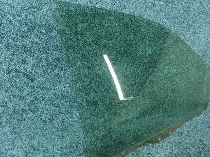 Стекло переднее правое Mazda Mpv LW5W 1999