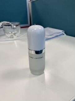 Праймер Marc Jacobs Under(cover)